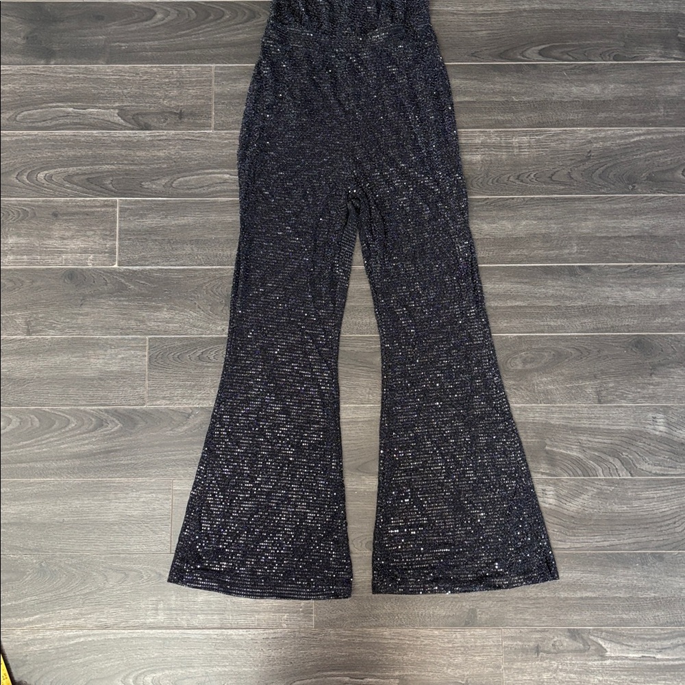 Elegant Black Sequin Jumpsuit - Picture 4 of 8